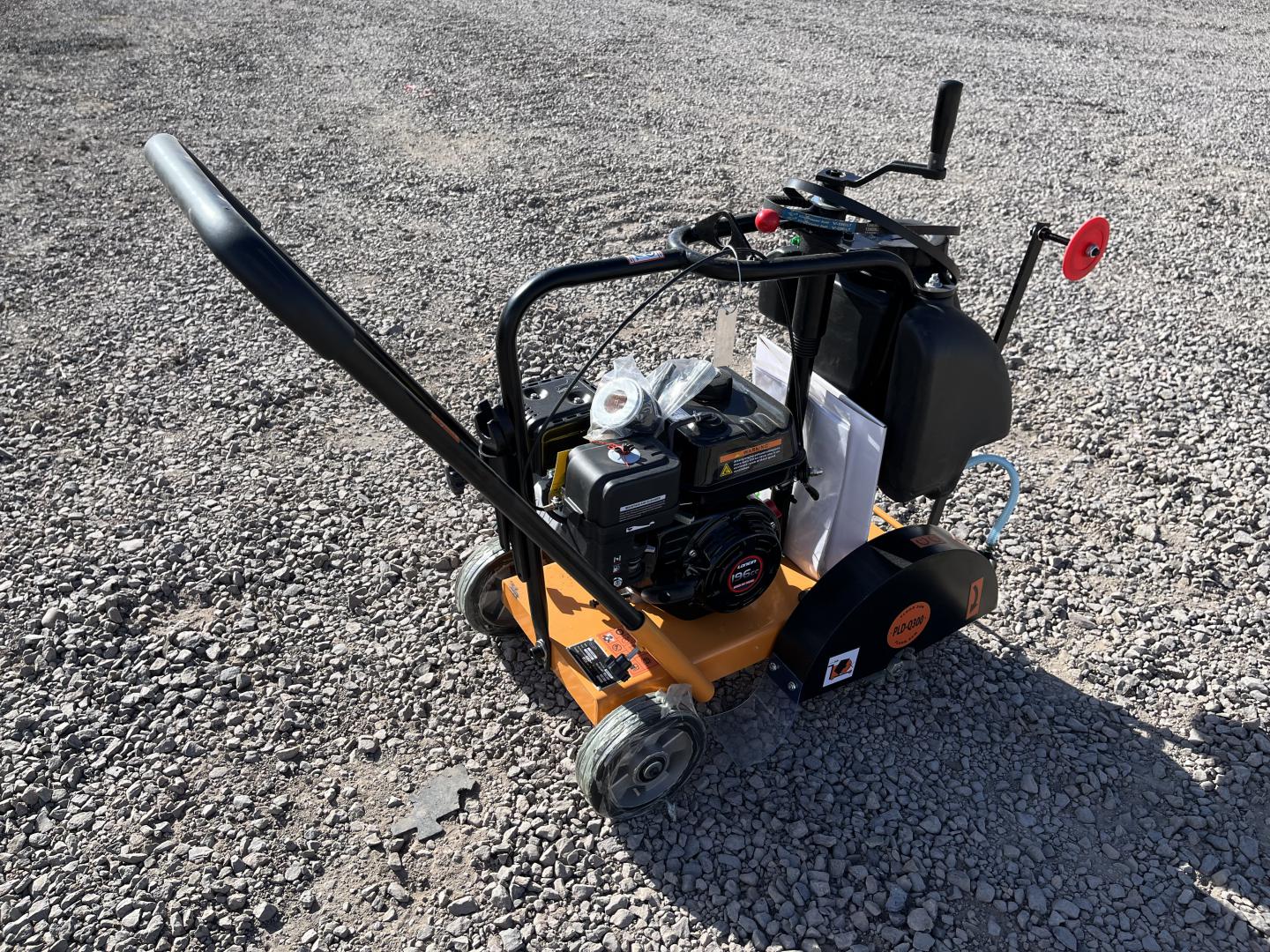 ./imagenes/INVOICE/2019/17460/CORTADORA DE CONCRETO PALADIN PLD-Q300 (4).JPG